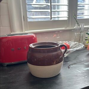 Vintage | Stoneware Bean Pot #3 | Two Tone Brown and Beige with Handle